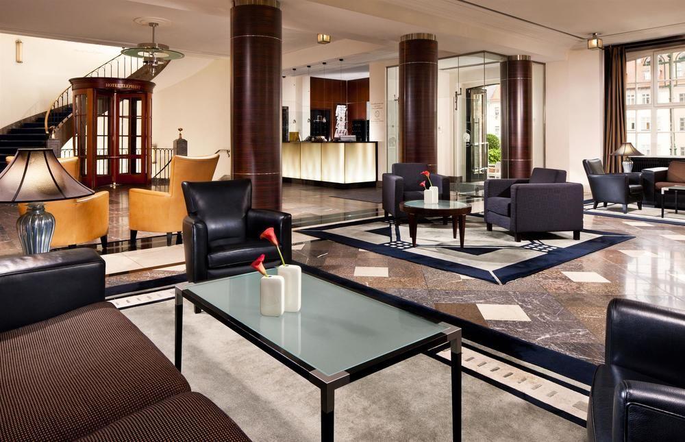 Hotel Elephant Weimar, Autograph Collection Exteriör bild The lobby of the hotel